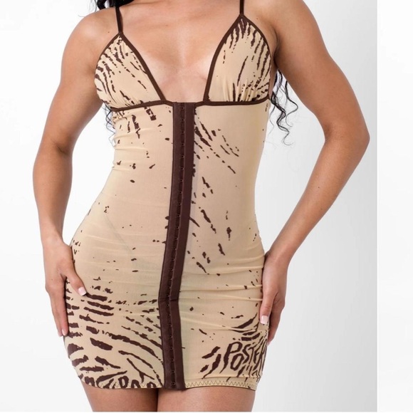 POSTER GIRL Brown and Tan Chemise